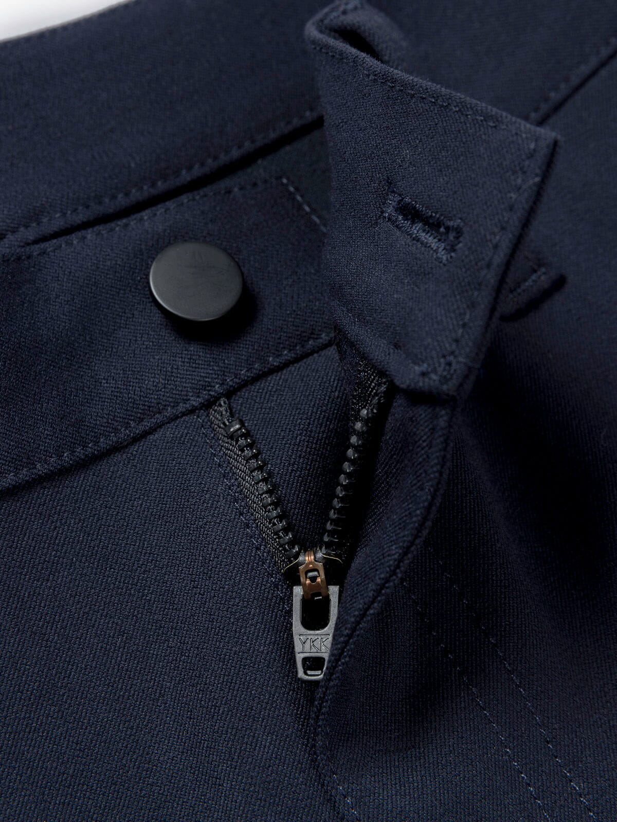 Paragon by Mission Workshop - Bolsas impermeables y ropa técnica - San Francisco y Los Ángeles - Construidas para durar - Garantizadas para siempre