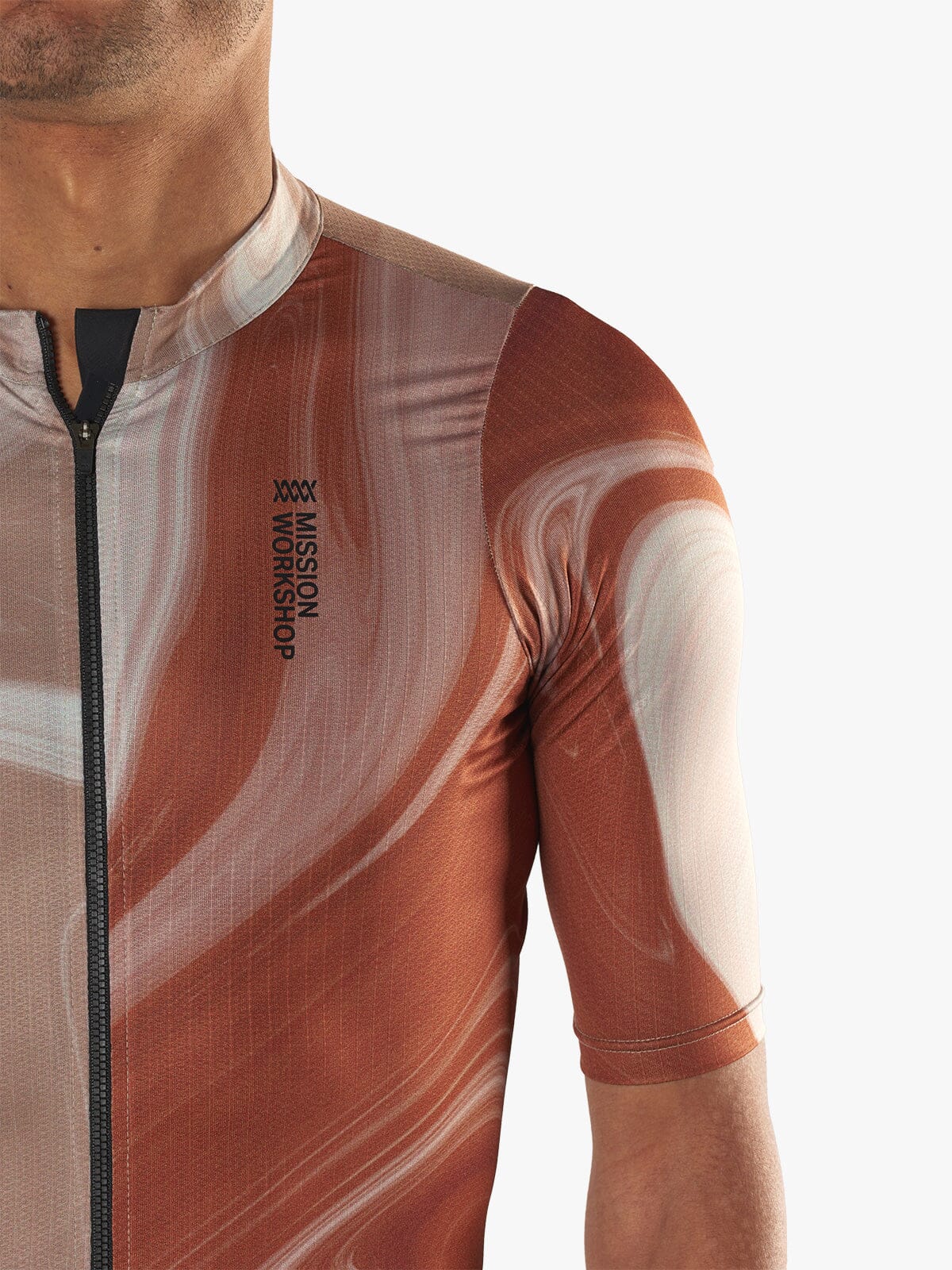 Maillot Mission Pro Hombre : Flow by Mission Workshop - Bolsas impermeables y ropa técnica - San Francisco y Los Angeles - Construido para durar - Garantizado para siempre