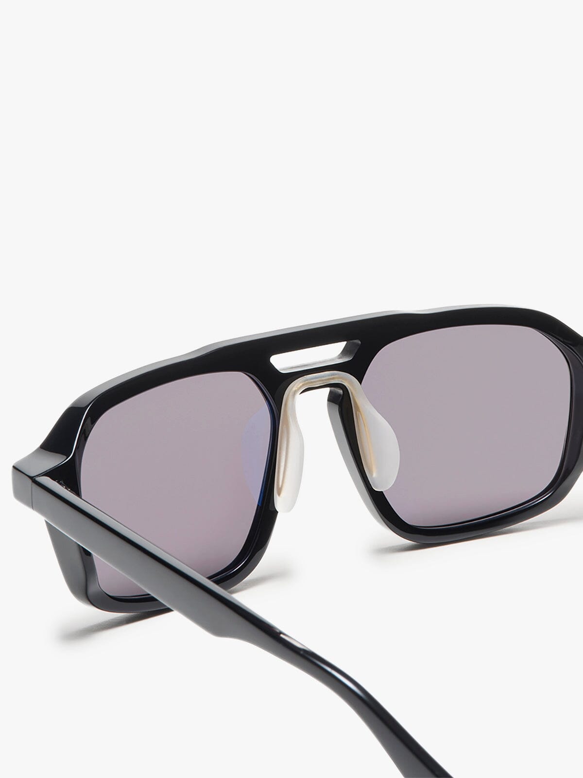 AO x MW : Navigator by Mission Workshop - Weatherproof Bags & Technical Apparel - San Francisco & Los Angeles - Built to endure - Guaranteed forever