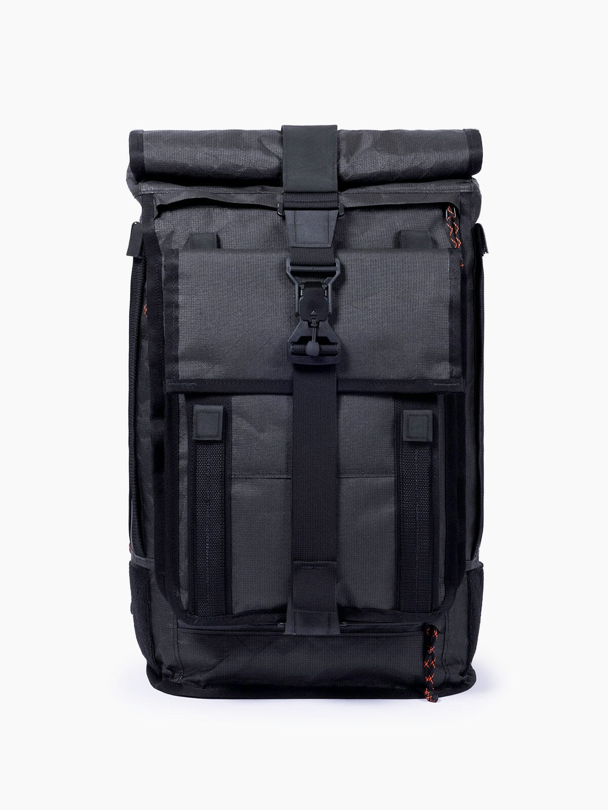 Mission Workshop X Carryology by Mission Workshop - Bolsas resistentes a la intemperie y ropa técnica - San Francisco y Los Ángeles - Construidas para durar - Garantizadas para siempre