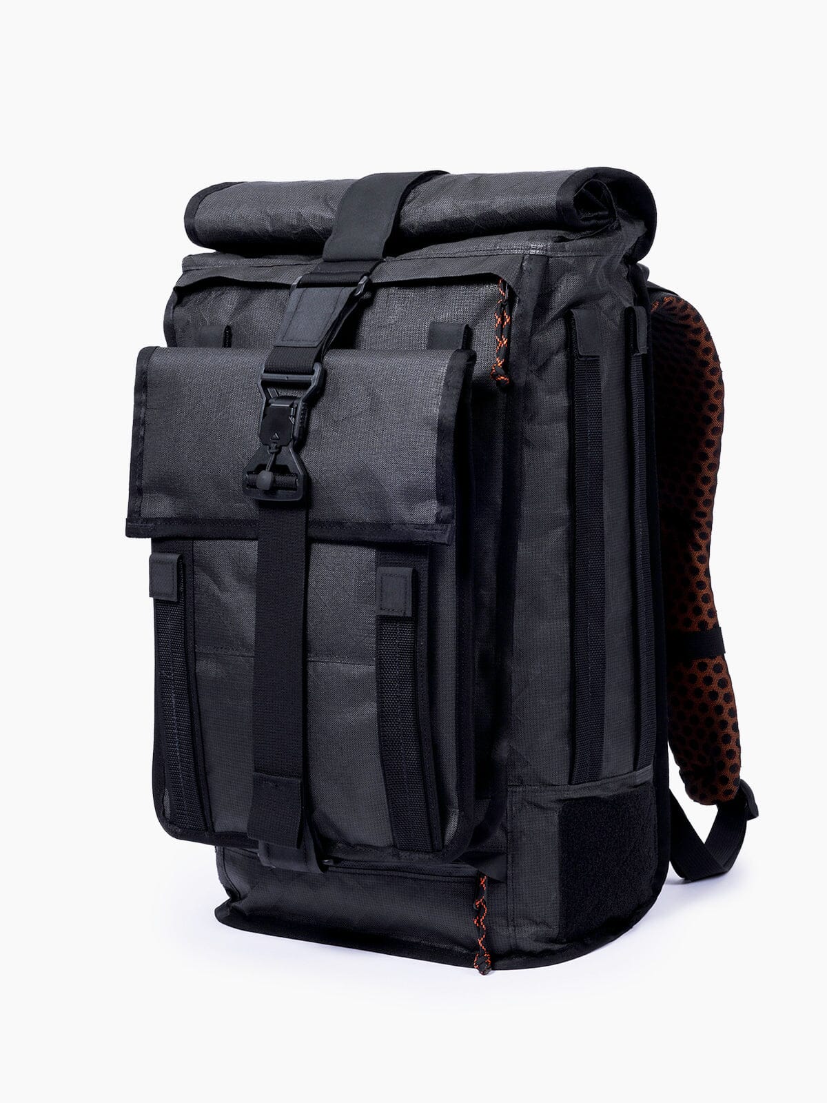 Mission Workshop X Carryology by Mission Workshop - Bolsas resistentes a la intemperie y ropa técnica - San Francisco y Los Ángeles - Construidas para durar - Garantizadas para siempre