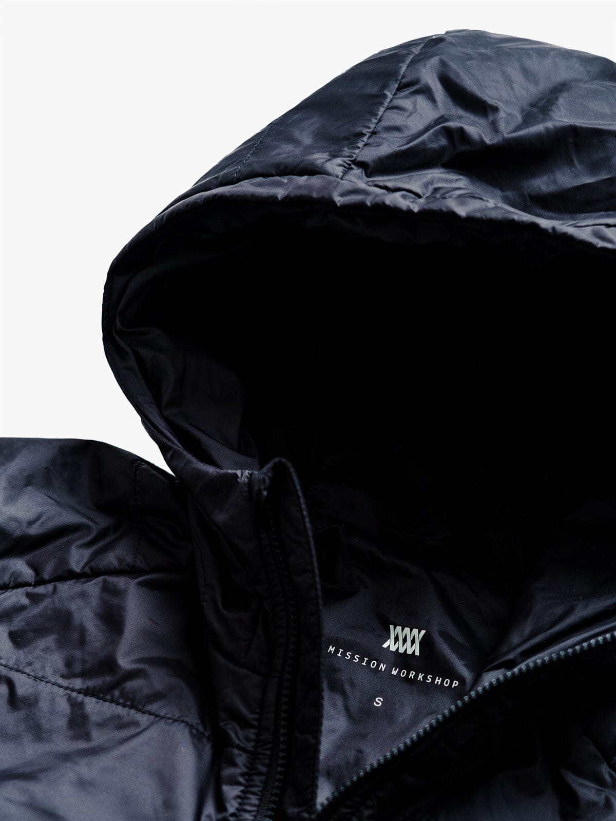 Onyx by Mission Workshop - Bolsas impermeables y ropa técnica - San Francisco y Los Ángeles - Construidas para durar - Garantizadas para siempre