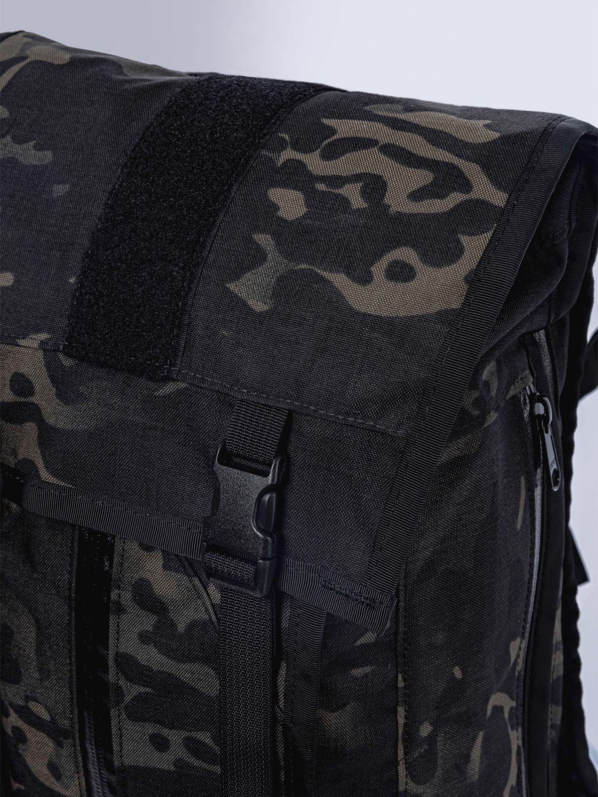 Hauser 14L by Mission Workshop - Bolsas resistentes a la intemperie y ropa técnica - San Francisco y Los Angeles - Construidas para durar - Garantizadas para siempre