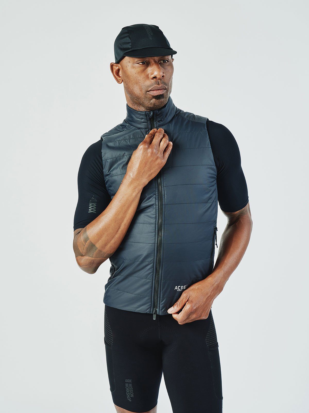 Acre Series Vest by Mission Workshop - Bolsas impermeables y ropa técnica - San Francisco y Los Angeles - Construido para durar - Garantizado para siempre