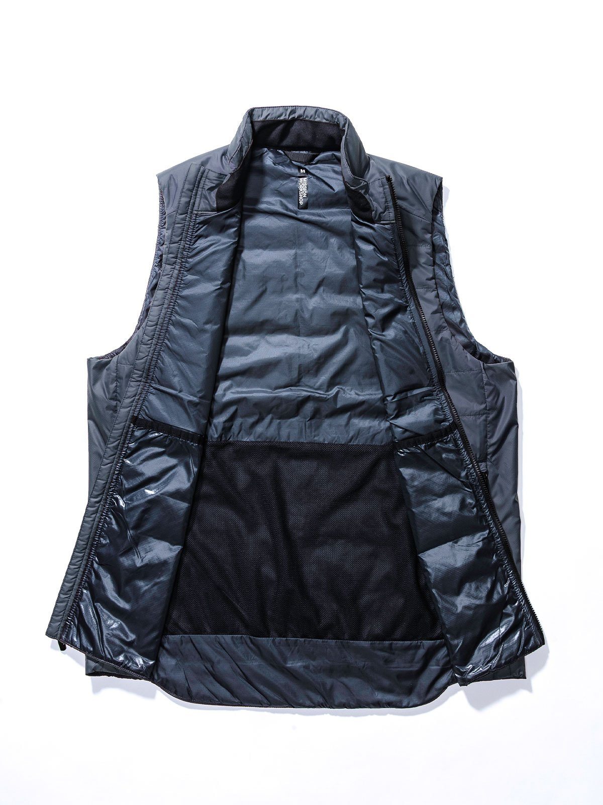 Acre Series Vest by Mission Workshop - Bolsas impermeables y ropa técnica - San Francisco y Los Angeles - Construido para durar - Garantizado para siempre