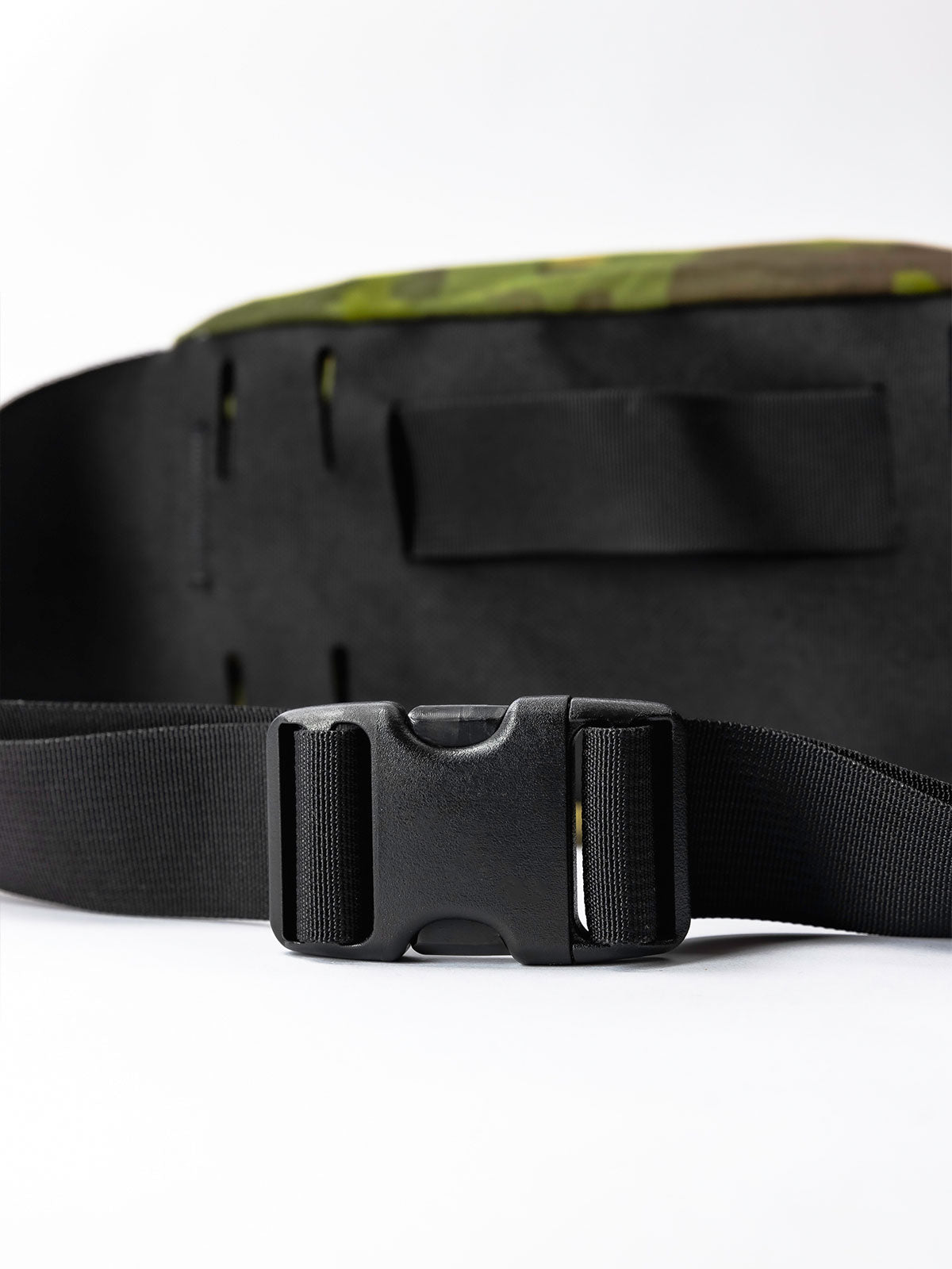 Axis EPX by Mission Workshop - Weatherproof Bags & Technical Apparel - San Francisco & Los Angeles - Built to endure - Guaranteed forever