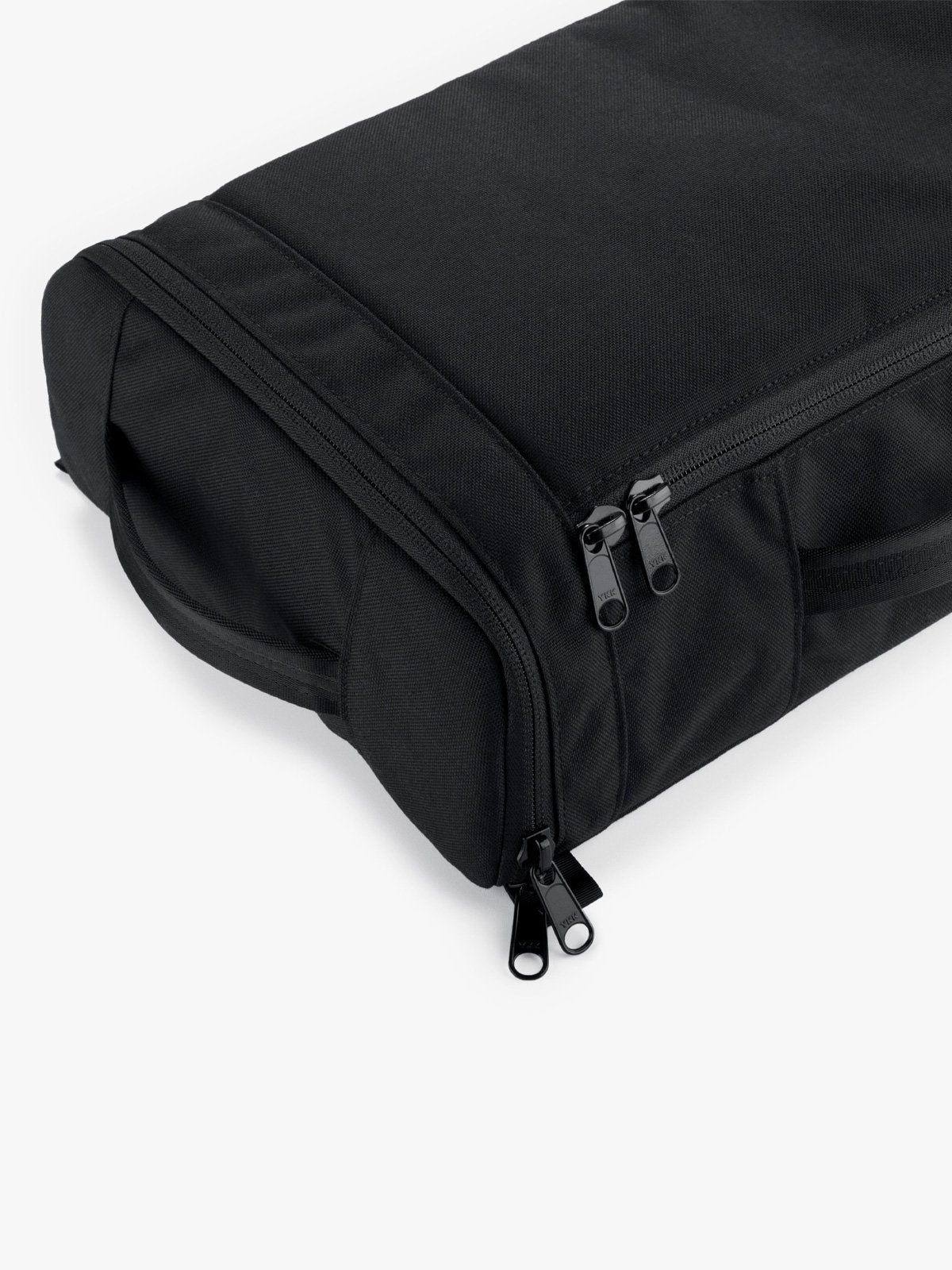 Capsule by Mission Workshop - Bolsas impermeables y ropa técnica - San Francisco y Los Ángeles - Construidas para durar - Garantizadas para siempre