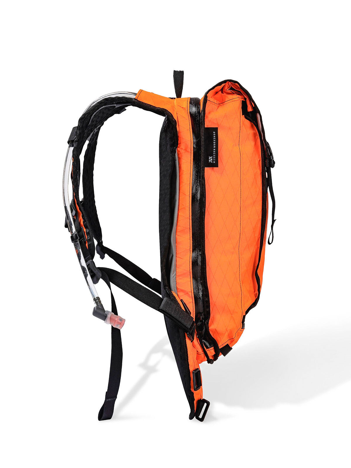 Hauser 10L by Mission Workshop - Bolsas resistentes a la intemperie y ropa técnica - San Francisco y Los Angeles - Construidas para durar - Garantizadas para siempre