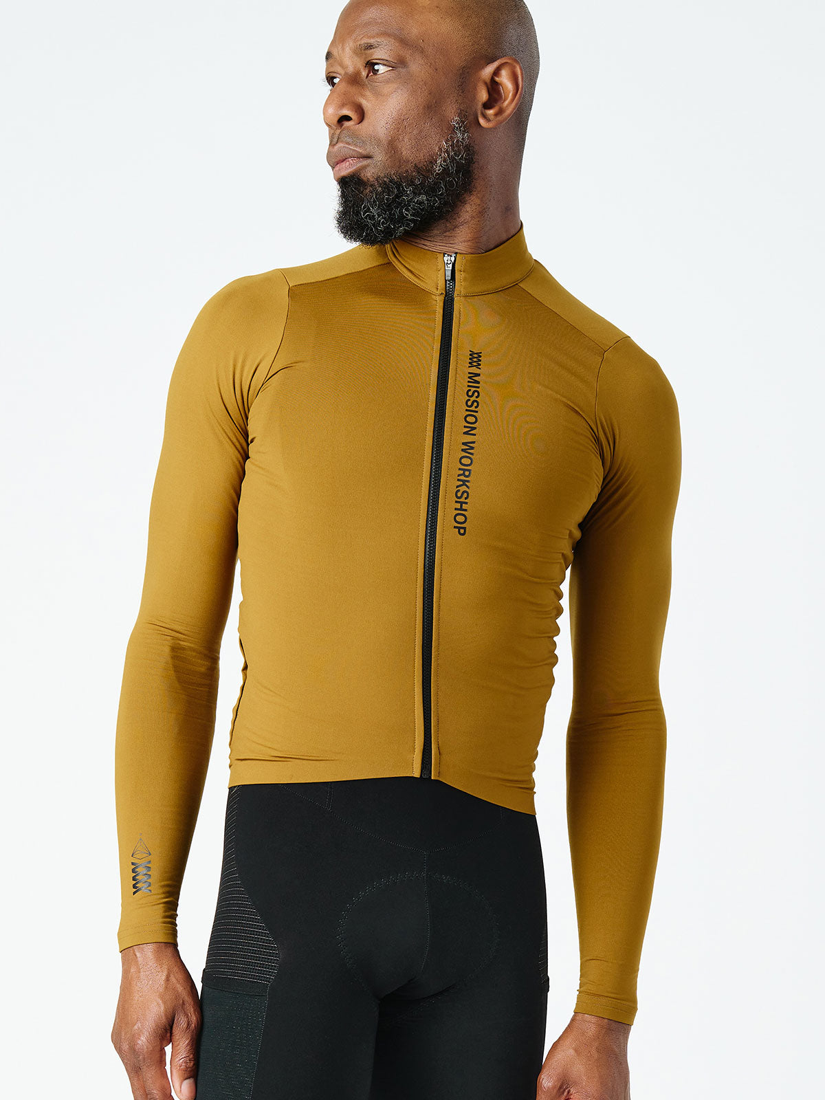 Mission Pro Jersey : LS Men's by Mission Workshop - Bolsas impermeables y ropa técnica - San Francisco y Los Angeles - Construido para durar - Garantizado para siempre