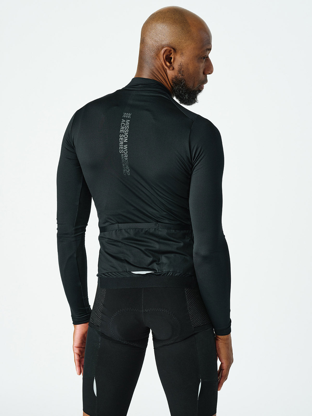 Mission Pro Jersey : LS Men's by Mission Workshop - Bolsas impermeables y ropa técnica - San Francisco y Los Angeles - Construido para durar - Garantizado para siempre