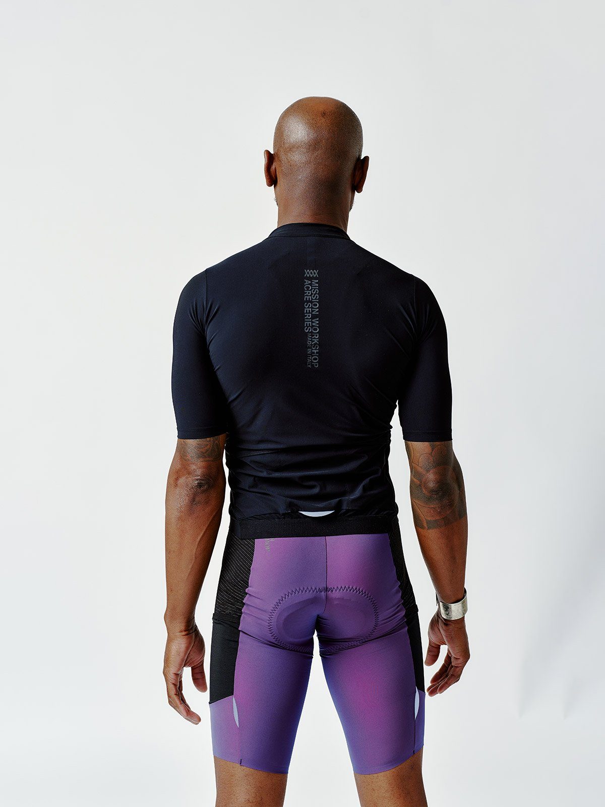 Mission Pro Jersey Men's by Mission Workshop - Bolsas impermeables y ropa técnica - San Francisco y Los Angeles - Construido para durar - Garantizado para siempre