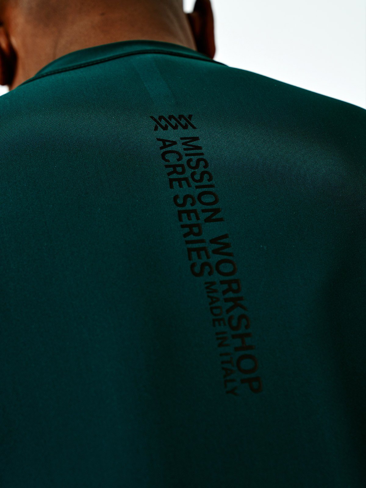 Mission Pro Jersey Men's by Mission Workshop - Bolsas impermeables y ropa técnica - San Francisco y Los Angeles - Construido para durar - Garantizado para siempre