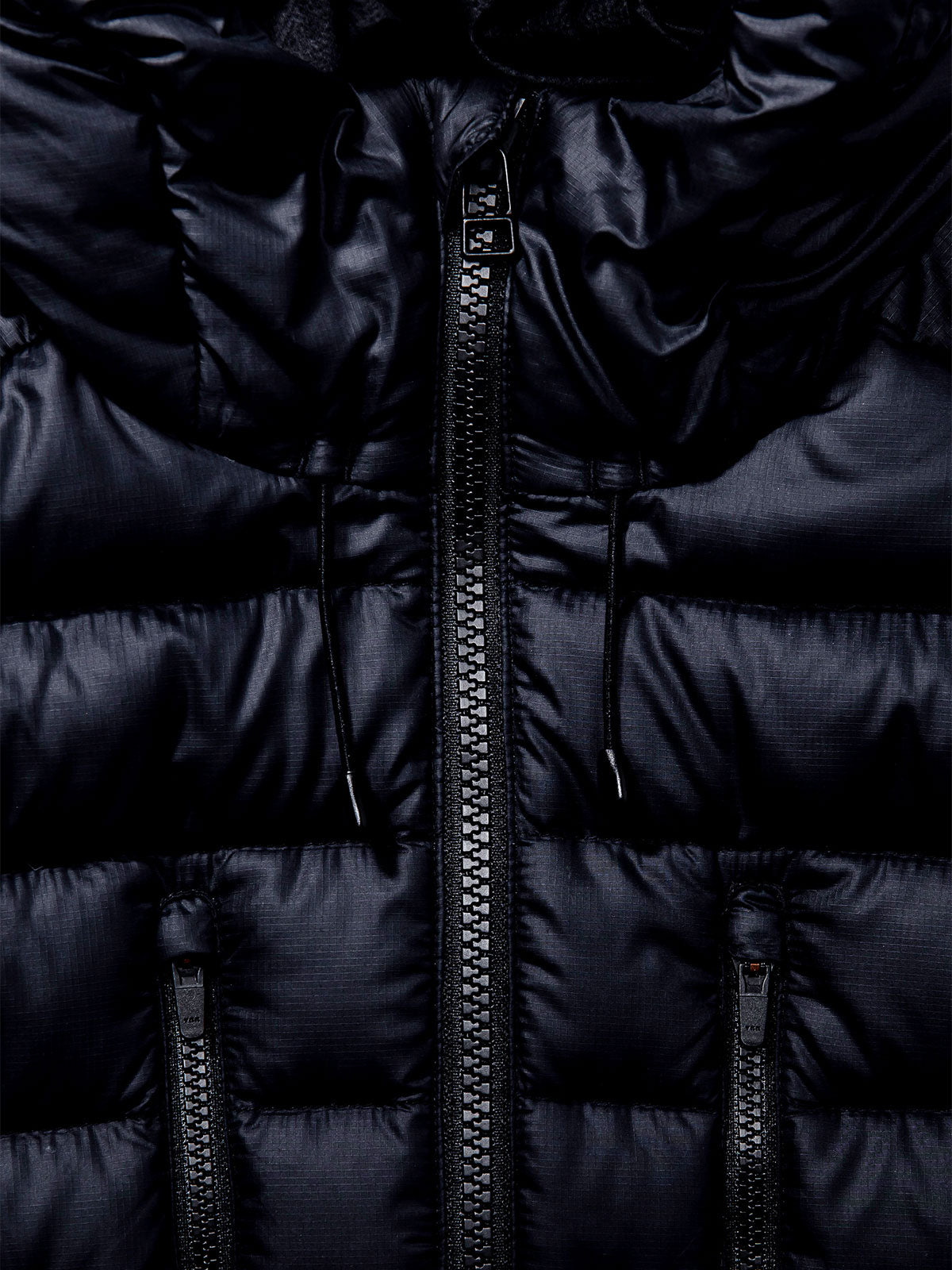 D21 by Mission Workshop - Bolsas resistentes a la intemperie y ropa técnica - San Francisco y Los Ángeles - Construidas para durar - Garantizadas para siempre