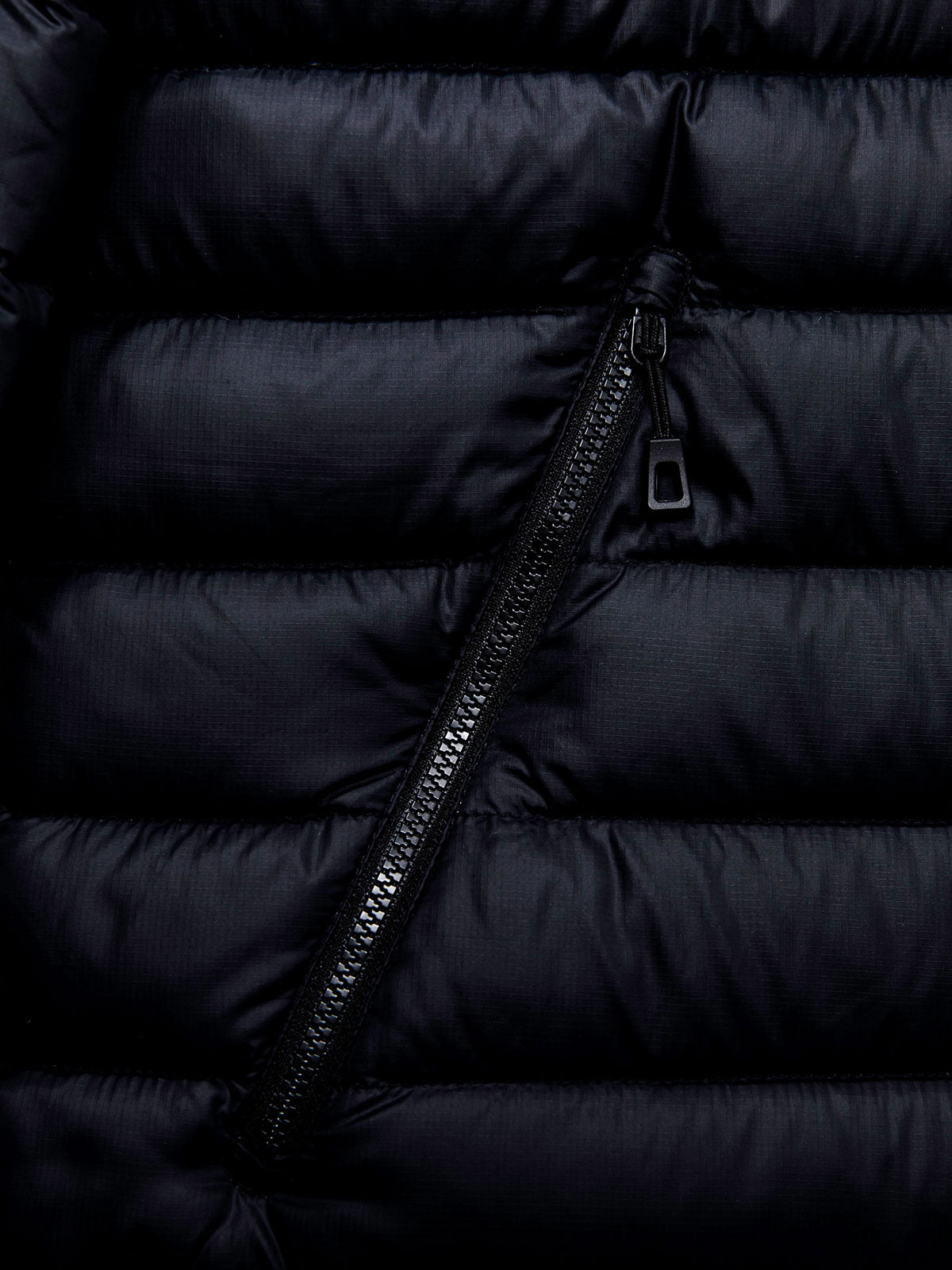 D21 by Mission Workshop - Bolsas resistentes a la intemperie y ropa técnica - San Francisco y Los Ángeles - Construidas para durar - Garantizadas para siempre