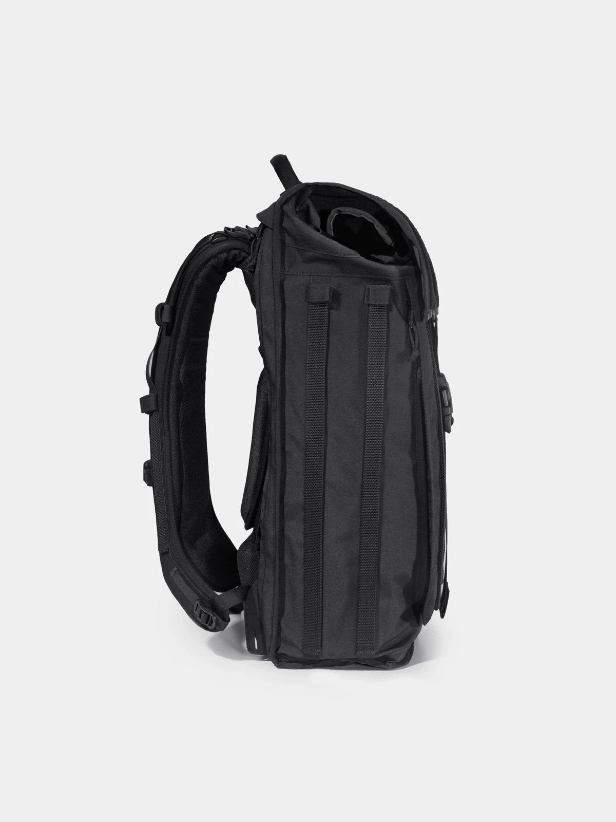 Radian by Mission Workshop - Bolsas impermeables y ropa técnica - San Francisco y Los Ángeles - Construidas para durar - Garantizadas para siempre