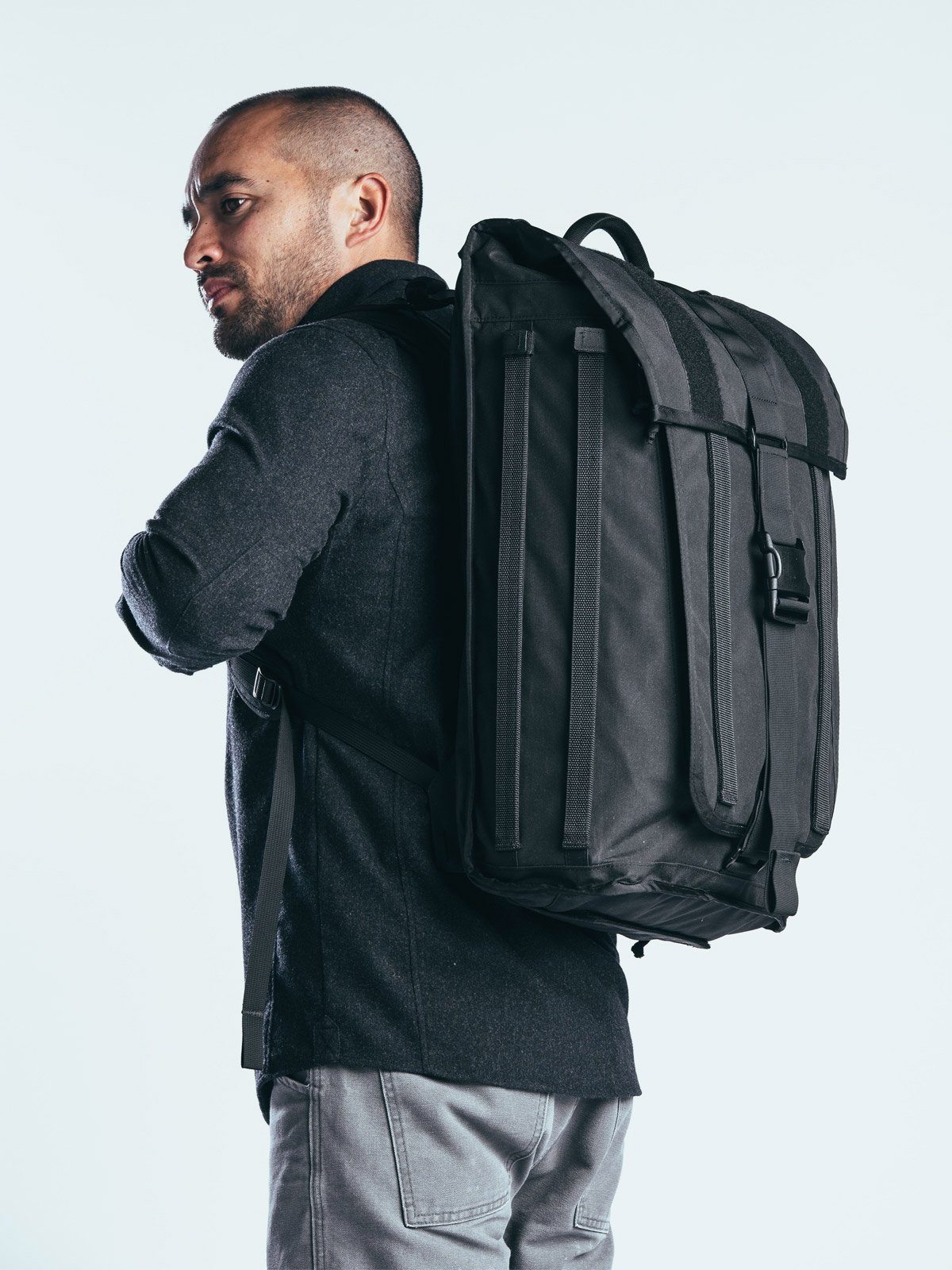 Radian by Mission Workshop - Bolsas impermeables y ropa técnica - San Francisco y Los Ángeles - Construidas para durar - Garantizadas para siempre