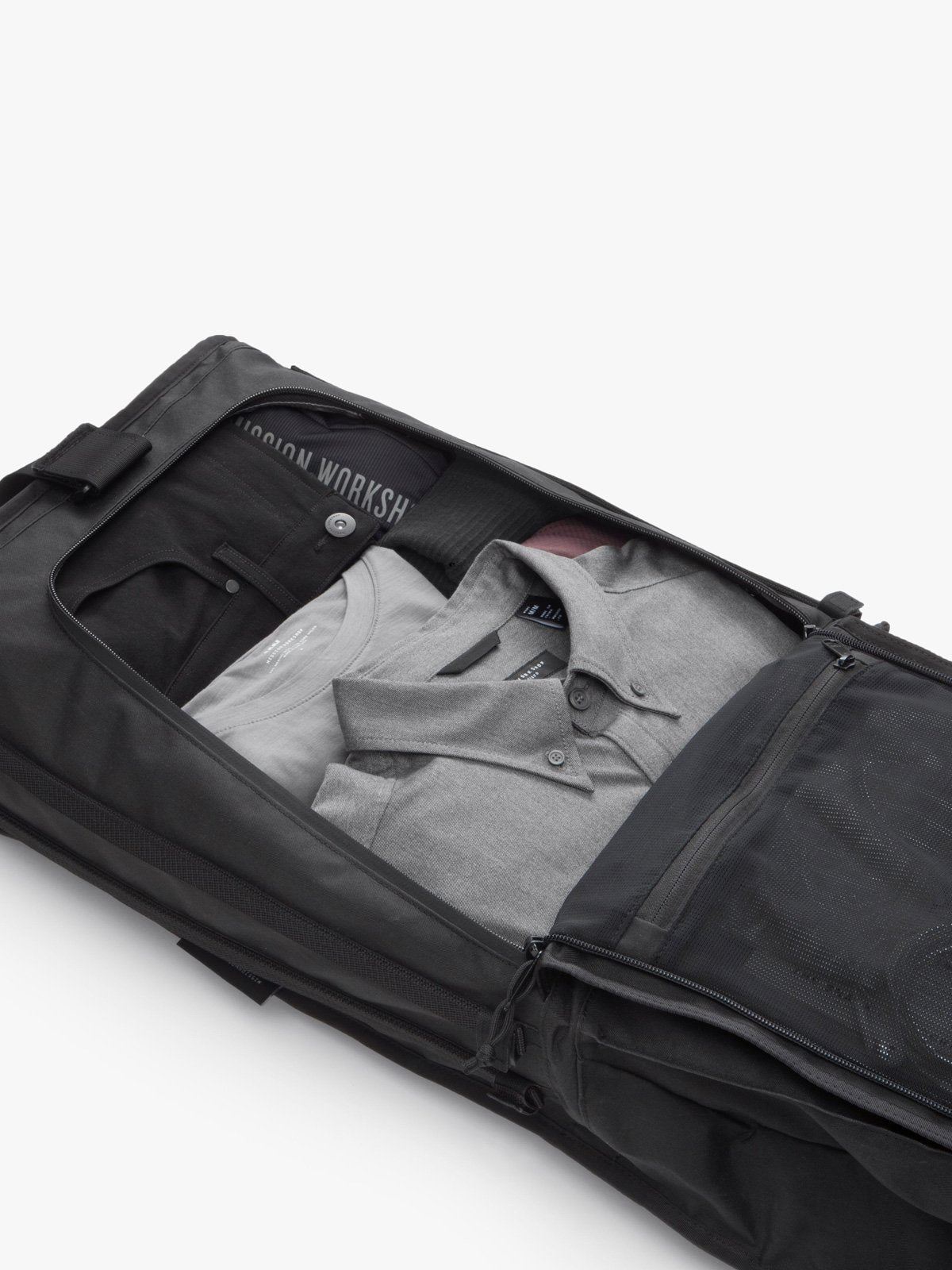 Radian by Mission Workshop - Bolsas impermeables y ropa técnica - San Francisco y Los Ángeles - Construidas para durar - Garantizadas para siempre