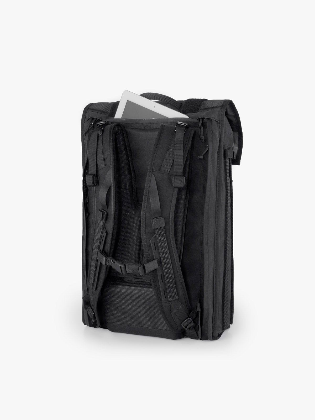 Radian by Mission Workshop - Bolsas impermeables y ropa técnica - San Francisco y Los Ángeles - Construidas para durar - Garantizadas para siempre