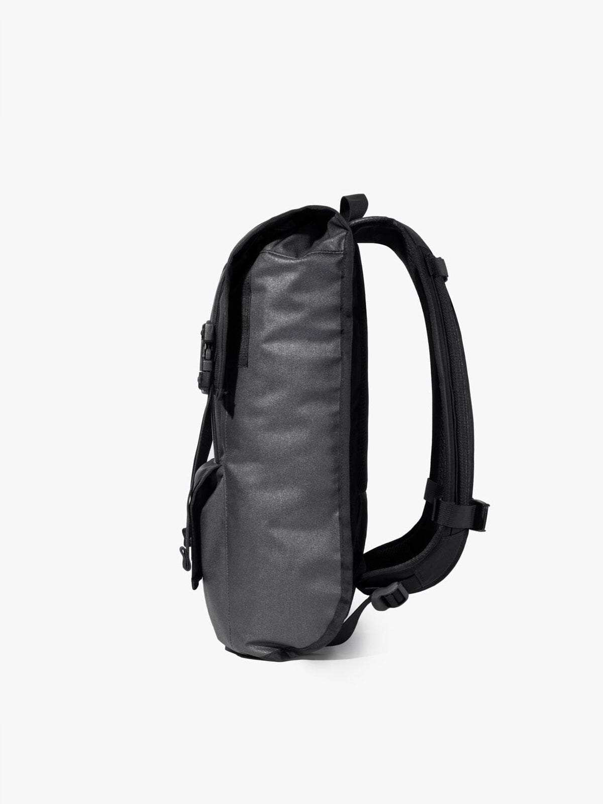 Sanction by Mission Workshop - Bolsas resistentes a la intemperie y ropa técnica - San Francisco y Los Ángeles - Construidas para durar - Garantizadas para siempre