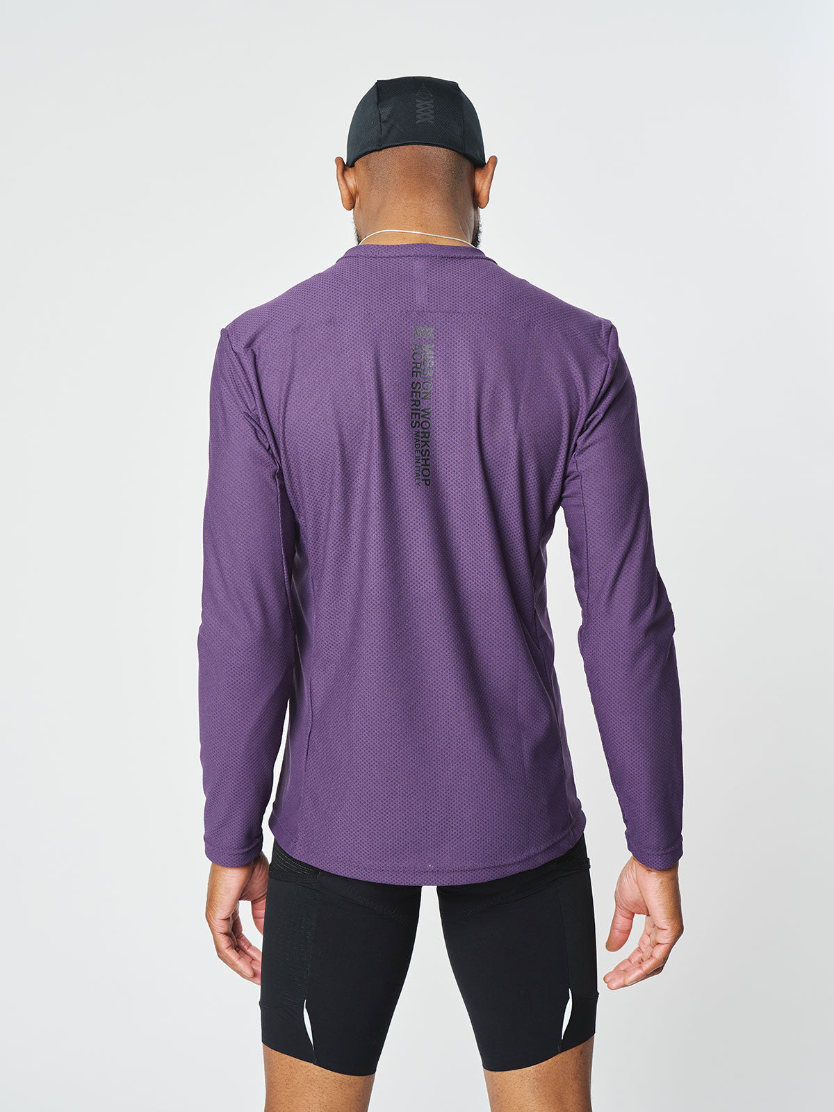 Mission Pro Tech Tee : LS Men's by Mission Workshop - Bolsas impermeables y ropa técnica - San Francisco y Los Angeles - Fabricado para resistir - Garantizado para siempre