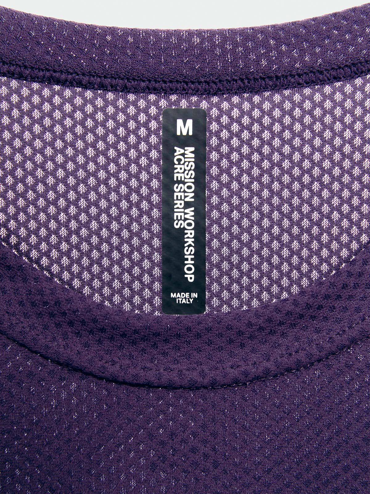 Mission Pro Tech Tee : LS Men's by Mission Workshop - Bolsas impermeables y ropa técnica - San Francisco y Los Angeles - Fabricado para resistir - Garantizado para siempre