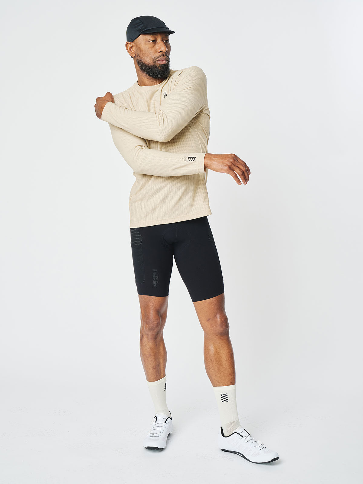 Mission Pro Tech Tee : LS Men's by Mission Workshop - Bolsas impermeables y ropa técnica - San Francisco y Los Angeles - Fabricado para resistir - Garantizado para siempre