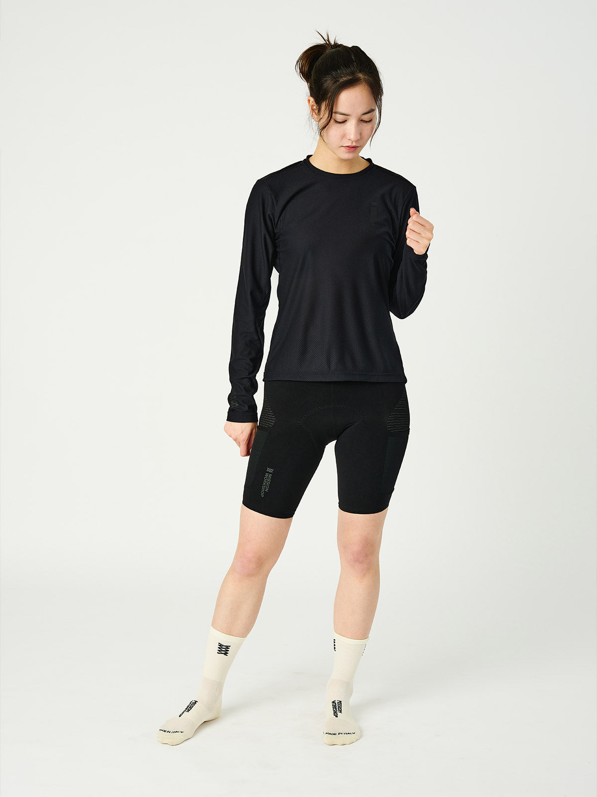 Mission Pro Tech Tee : LS Women's by Mission Workshop - Bolsas impermeables y ropa técnica - San Francisco y Los Angeles - Fabricado para resistir - Garantizado para siempre