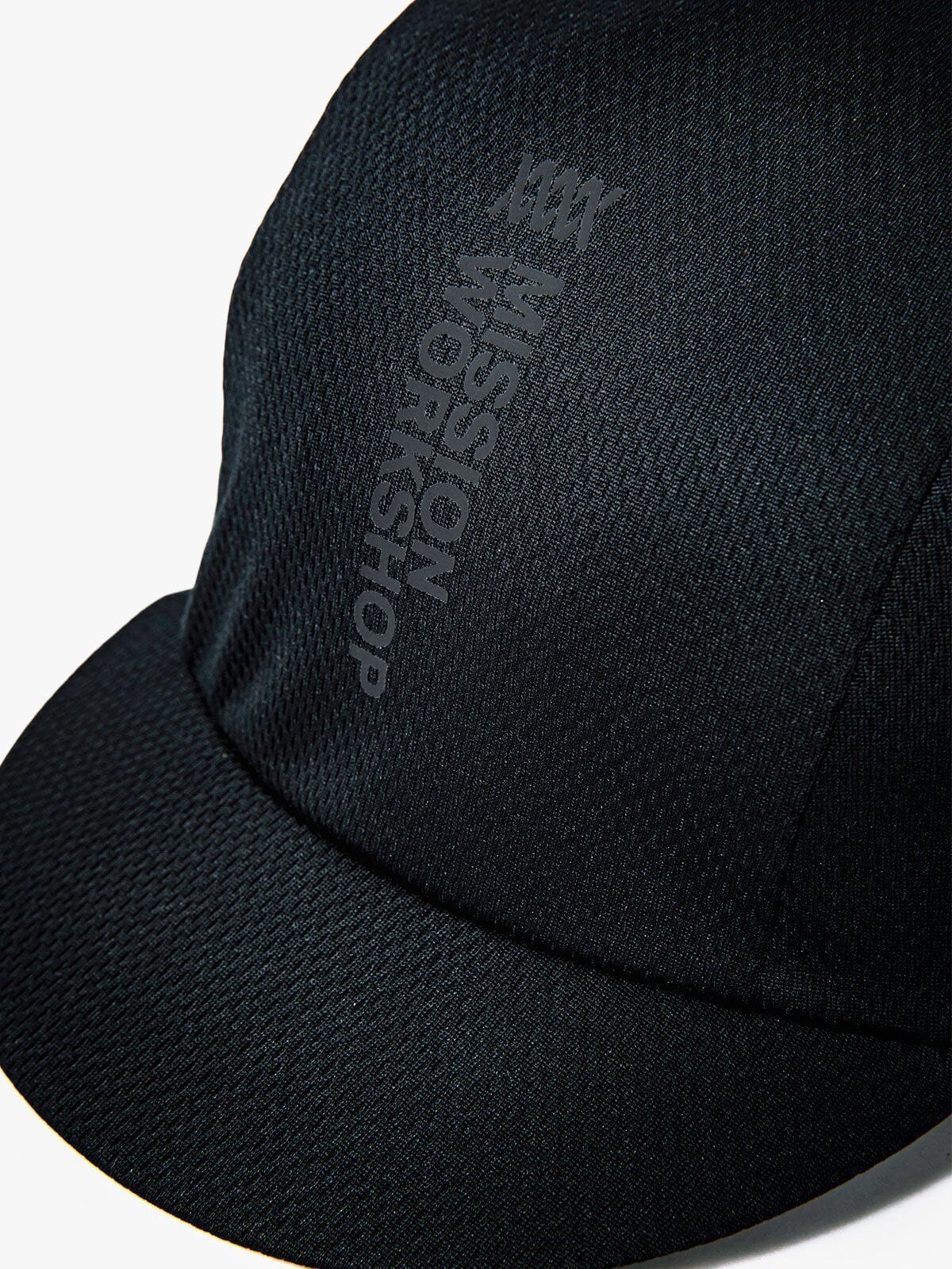Mission Pro Cycling Cap by Mission Workshop - Bolsas y ropa técnica resistente a la intemperie - San Francisco y Los Ángeles - Construidas para durar - Garantizadas para siempre