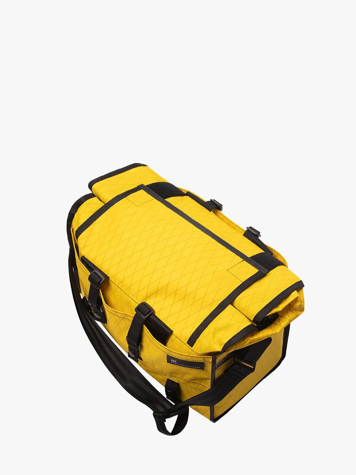 Helmsman : VX by Mission Workshop - Bolsas impermeables y ropa técnica - San Francisco y Los Angeles - Construidas para durar - Garantizadas para siempre