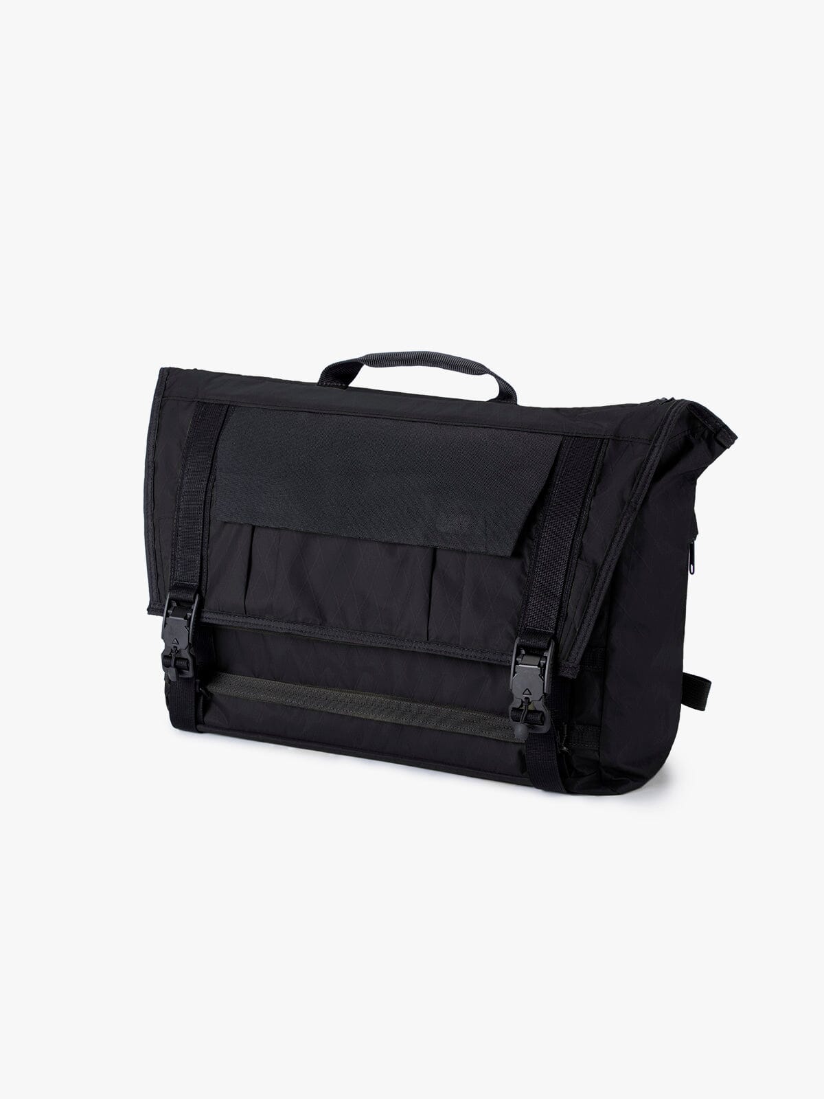 Khyte by Mission Workshop - Bolsas impermeables y ropa técnica - San Francisco y Los Ángeles - Construidas para durar - Garantizadas para siempre