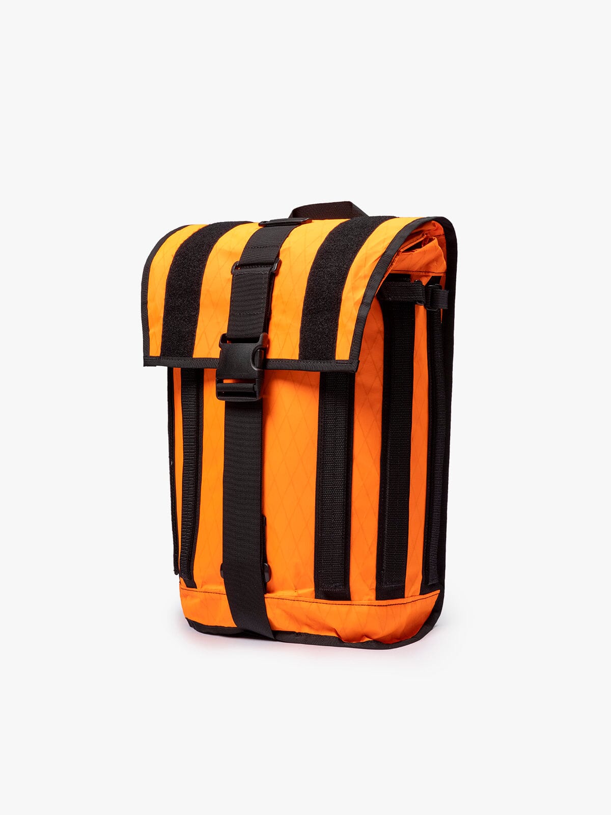 R6 Arkiv Field Pack 20L by Mission Workshop - Bolsas impermeables y ropa técnica - San Francisco & Los Angeles - Built to endure - Guaranteed forever