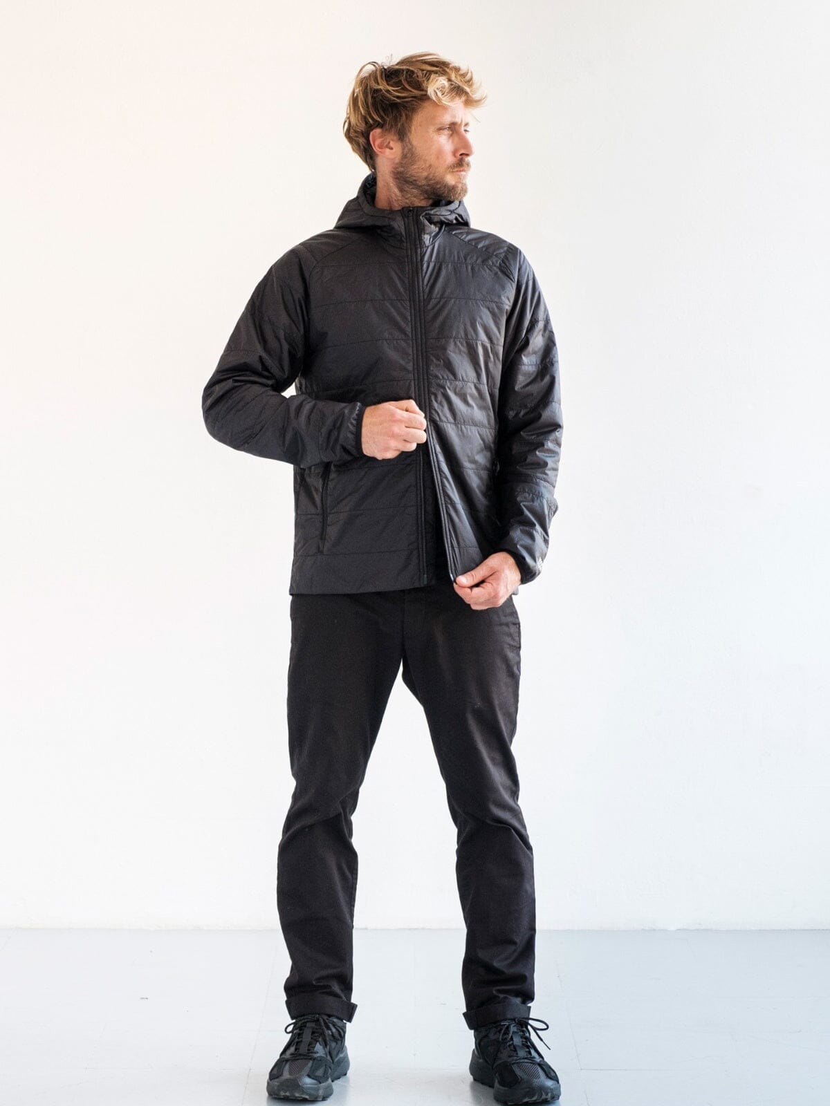 Onyx by Mission Workshop - Bolsas impermeables y ropa técnica - San Francisco y Los Ángeles - Construidas para durar - Garantizadas para siempre