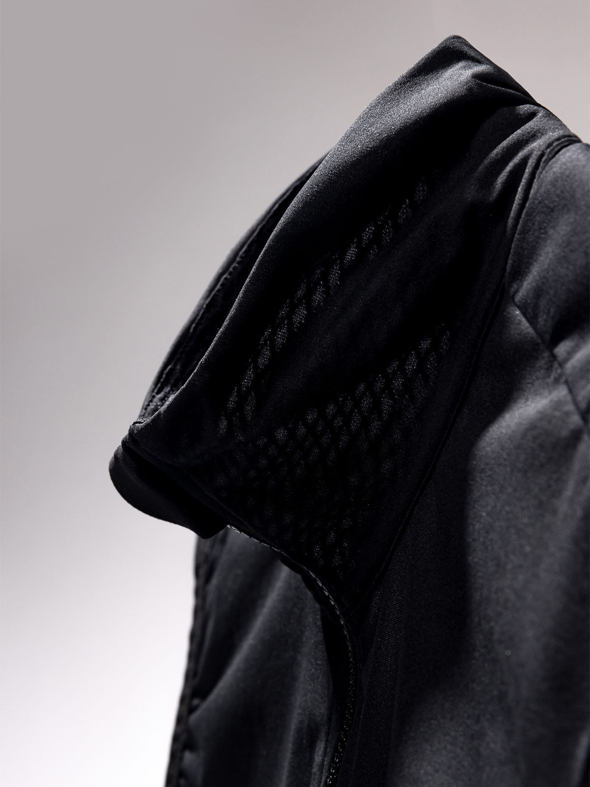 Altosphere Jacket by Mission Workshop - Bolsas impermeables y ropa técnica - San Francisco y Los Angeles - Construido para durar - Garantizado para siempre