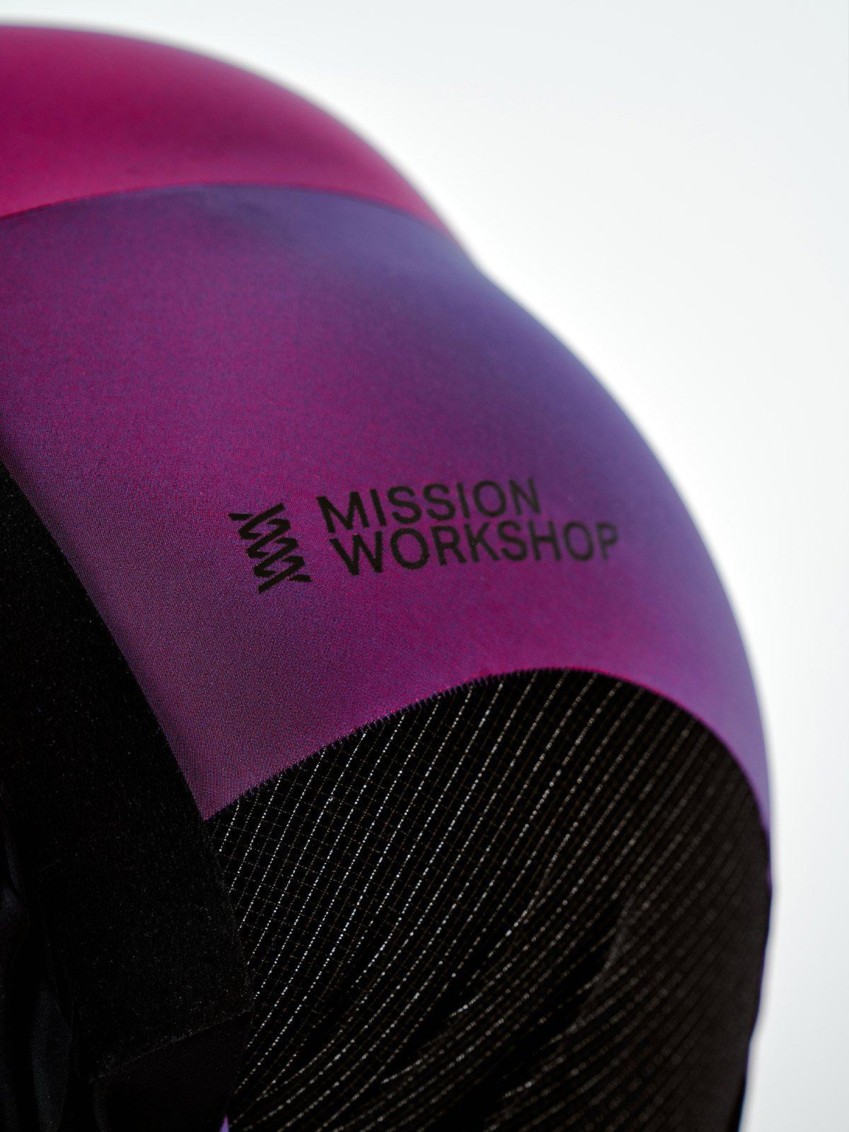 Mission Pro Bib Men's by Mission Workshop - Bolsas impermeables y ropa técnica - San Francisco & Los Angeles - Construido para durar - Garantizado para siempre