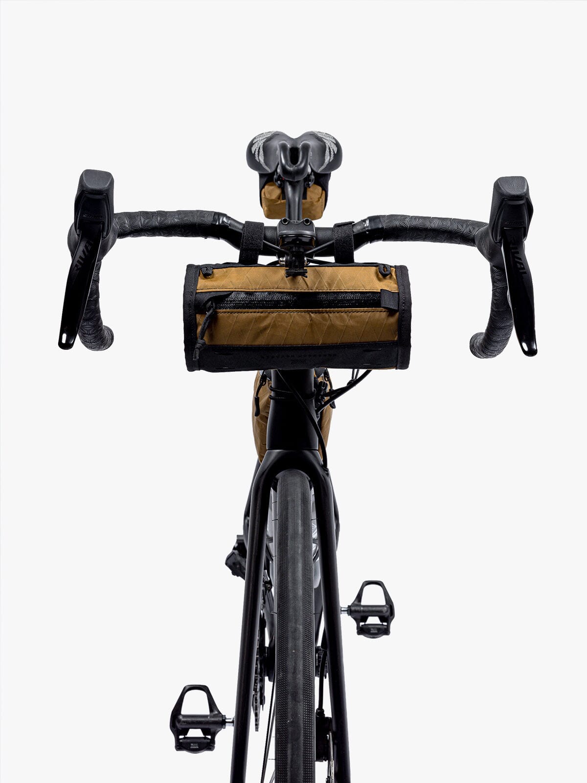 On-Bike Storage System by Mission Workshop - Bolsas resistentes a la intemperie y ropa técnica - San Francisco y Los Ángeles - Construido para durar - Garantizado para siempre